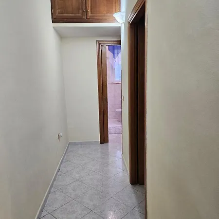 公寓 Licheni House